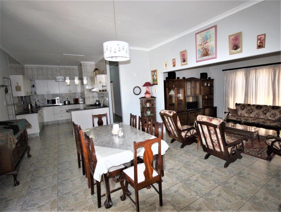 To Let 3 Bedroom Property for Rent in Laaiplek Western Cape